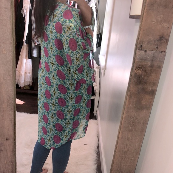 Honey Belle medium oversized floral boho kimono - Picture 3 of 6